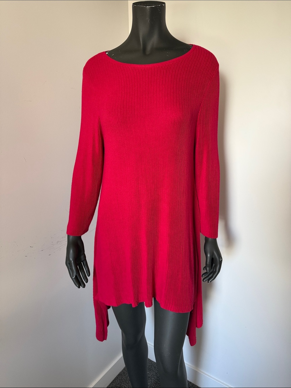 383. Chico’s Red Asymmetrical Hem Knit Tunic Sweater Size 2 XL